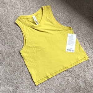 Lululemon train to be tank
